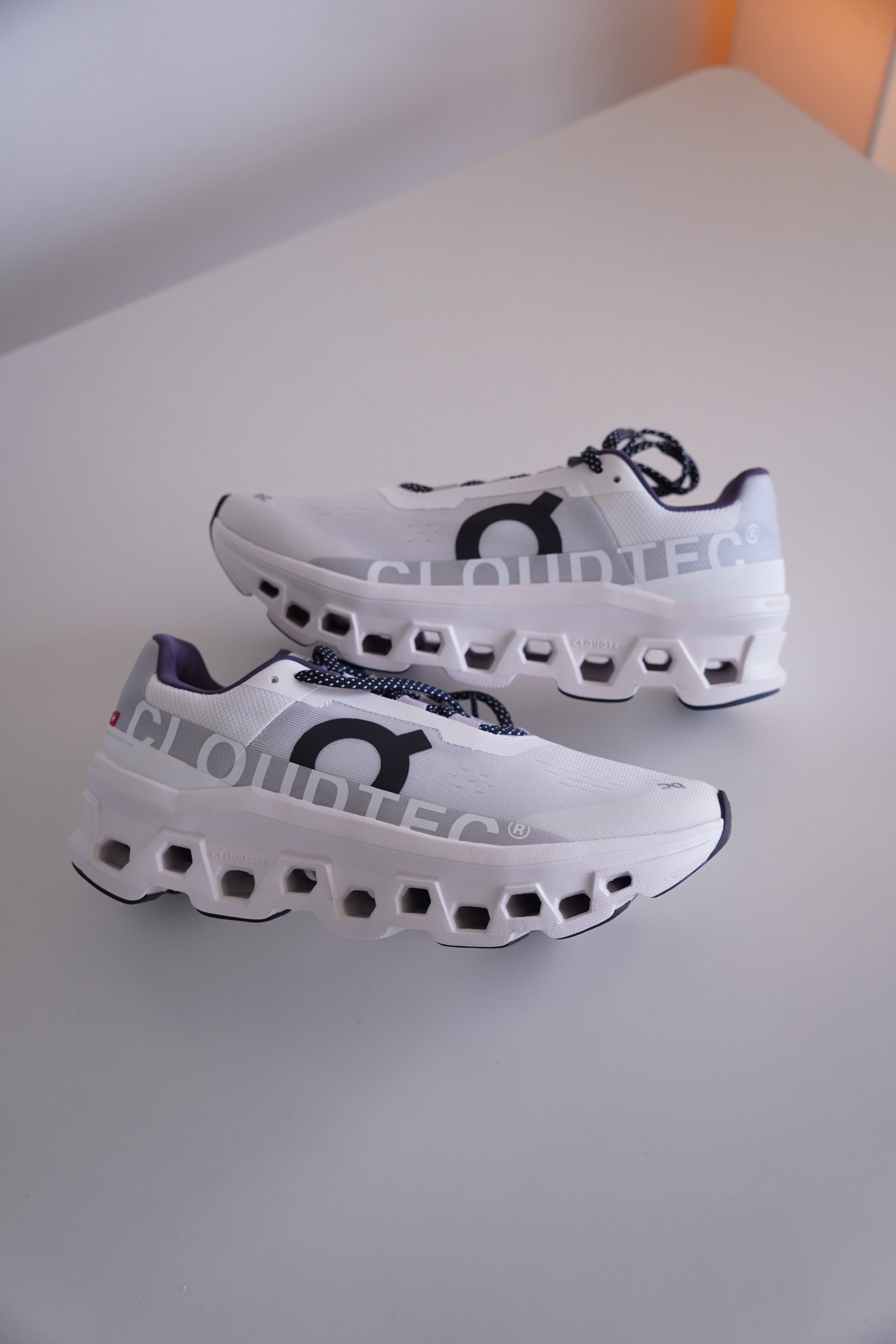 On Cloudmonster White