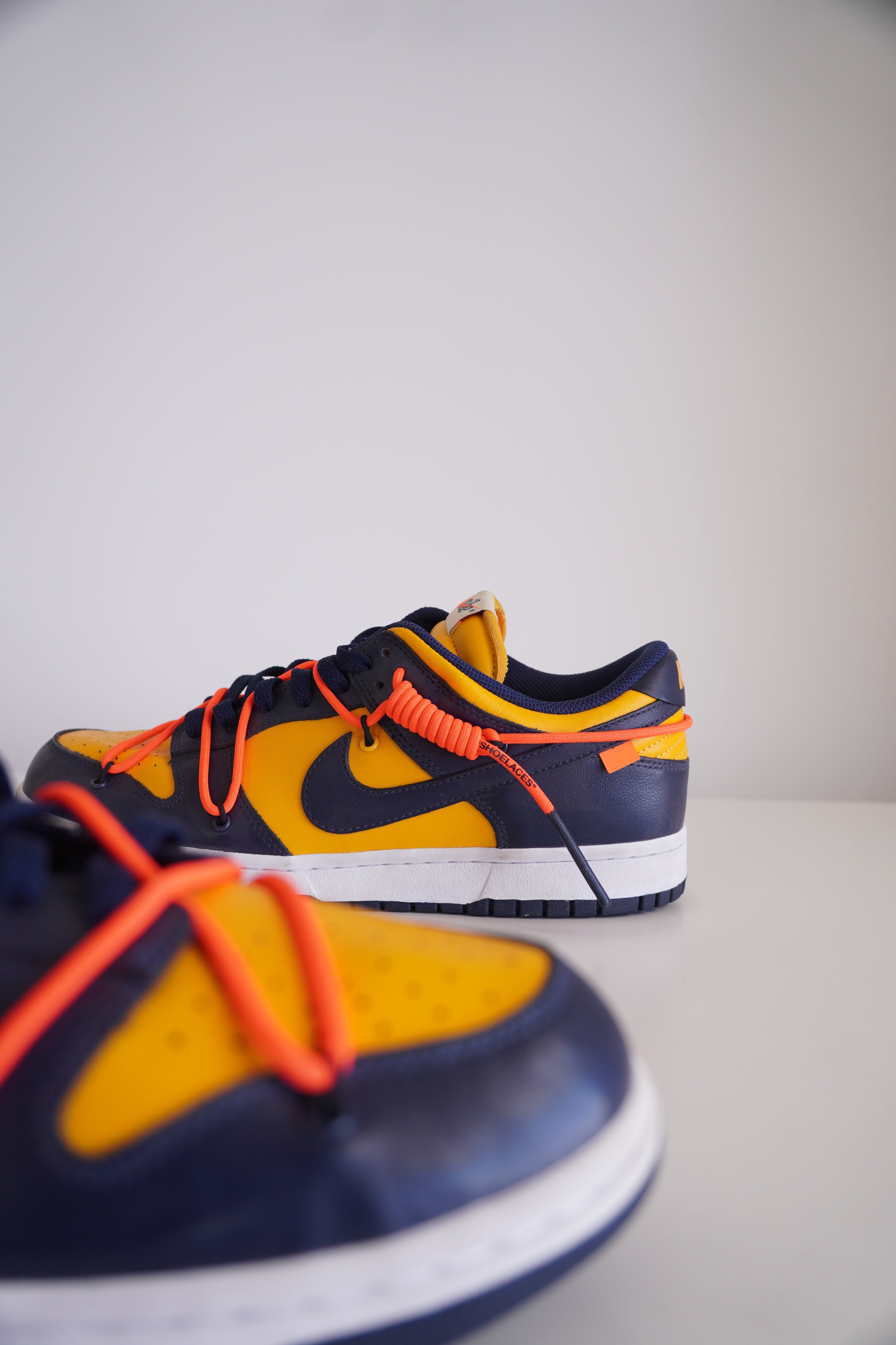 Dunk low x Off White “Michigan”