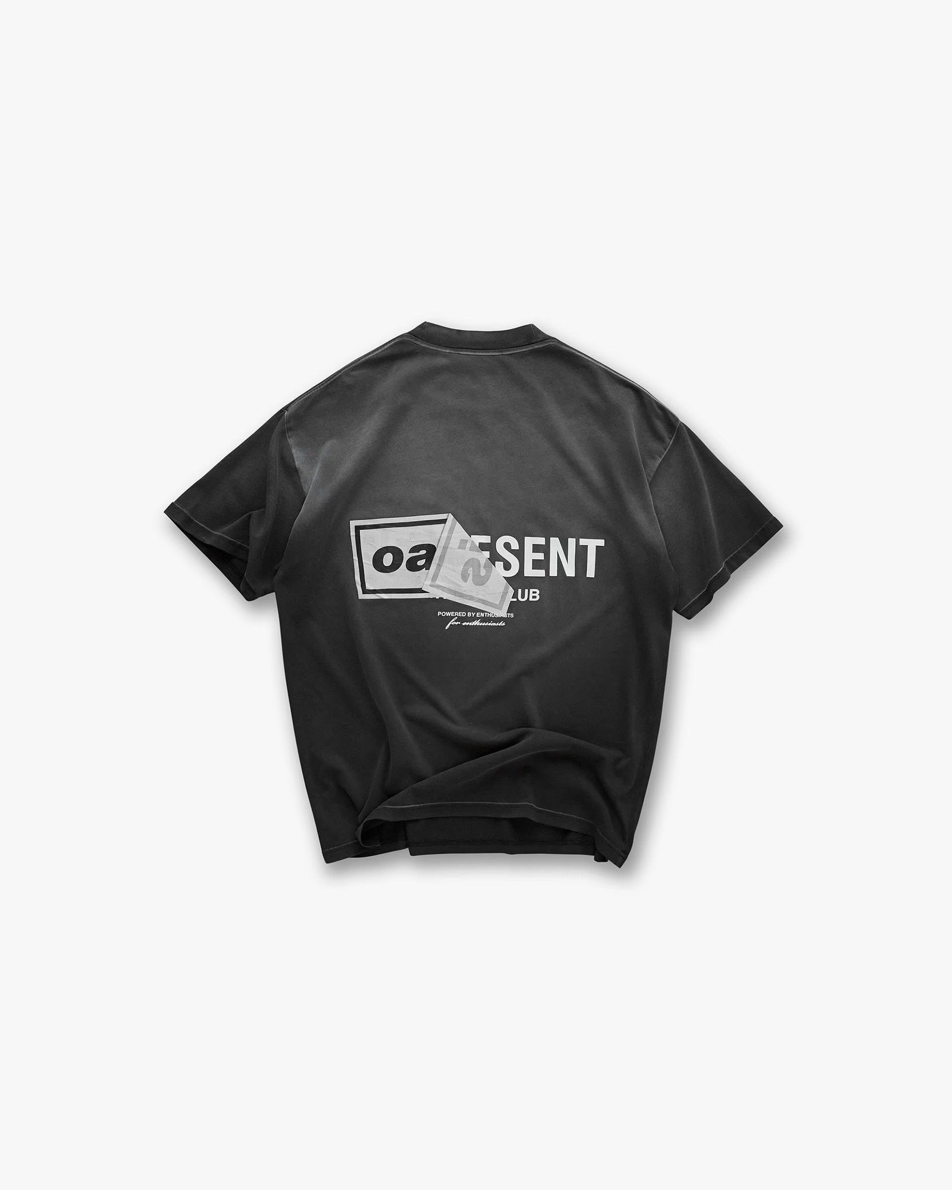 Represent oversized tee