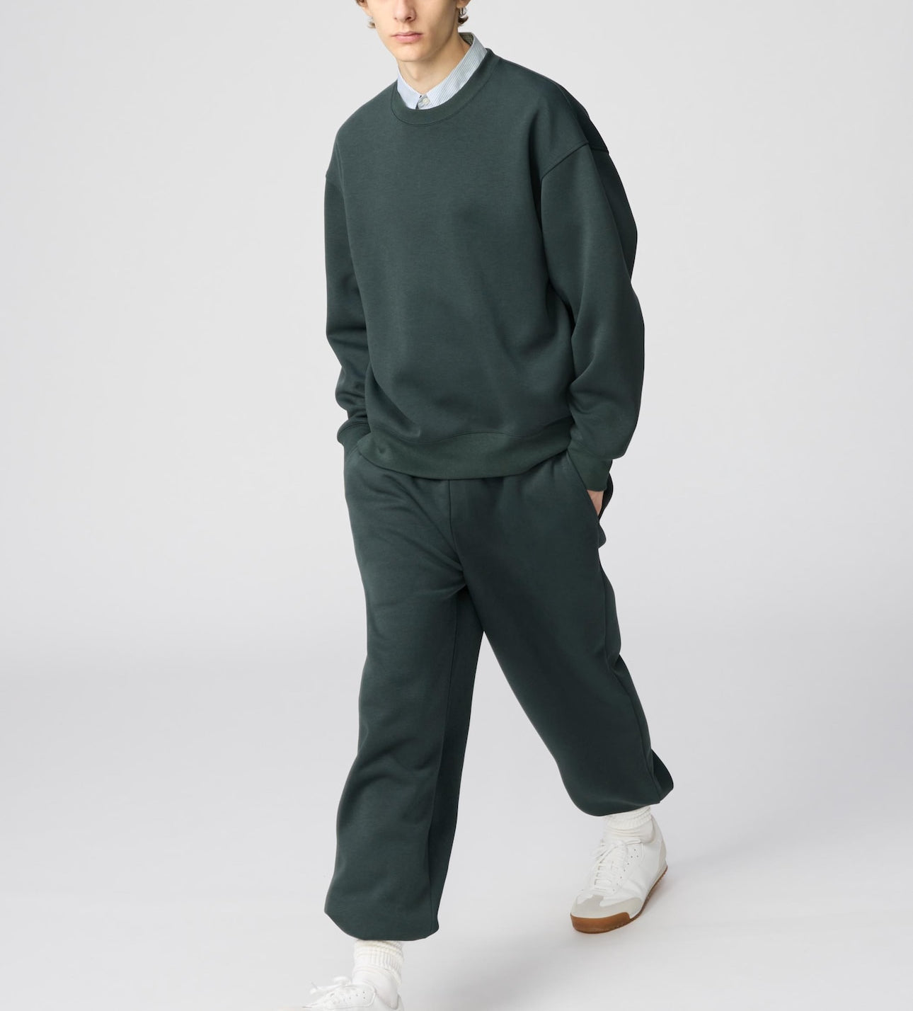 Uniqlo pants anchos