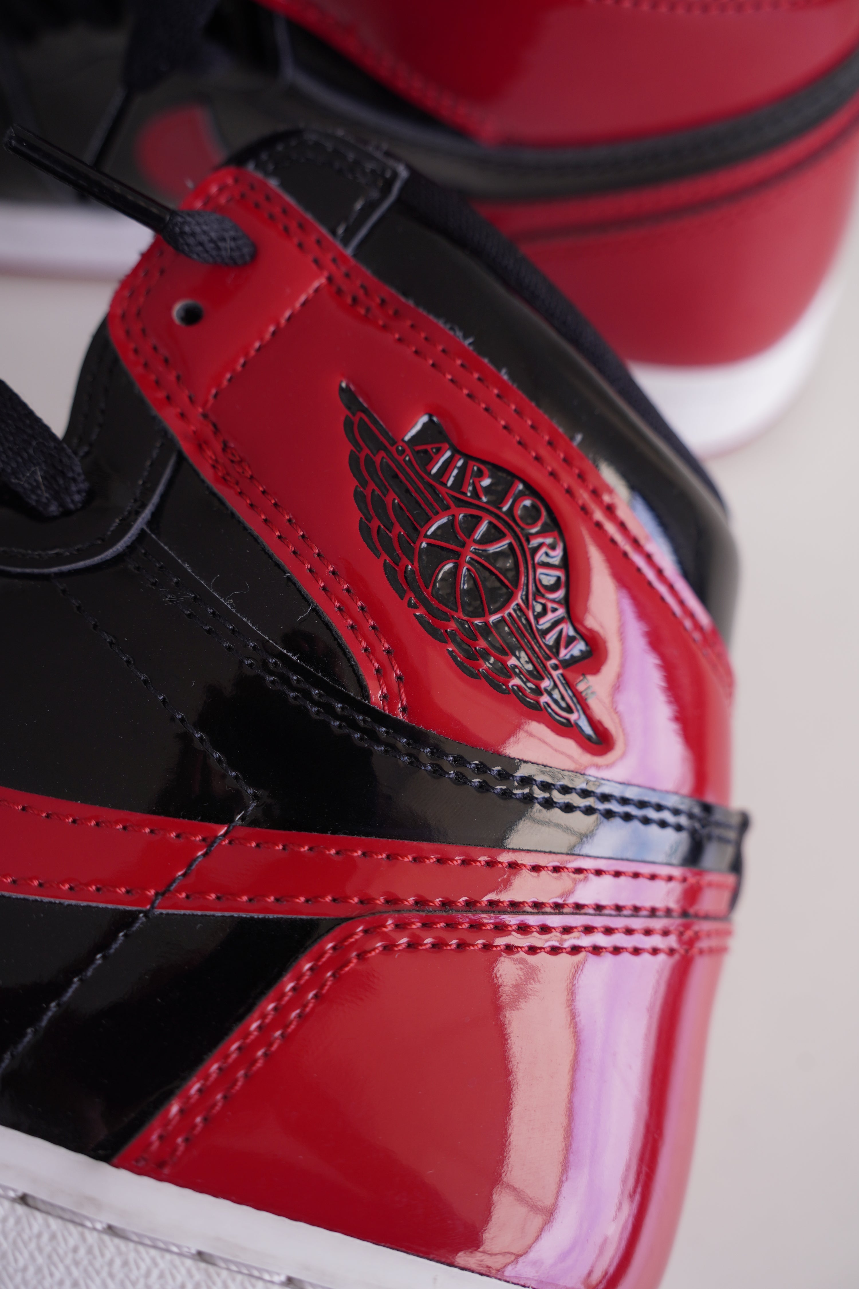 Jordan 1 High patent bred