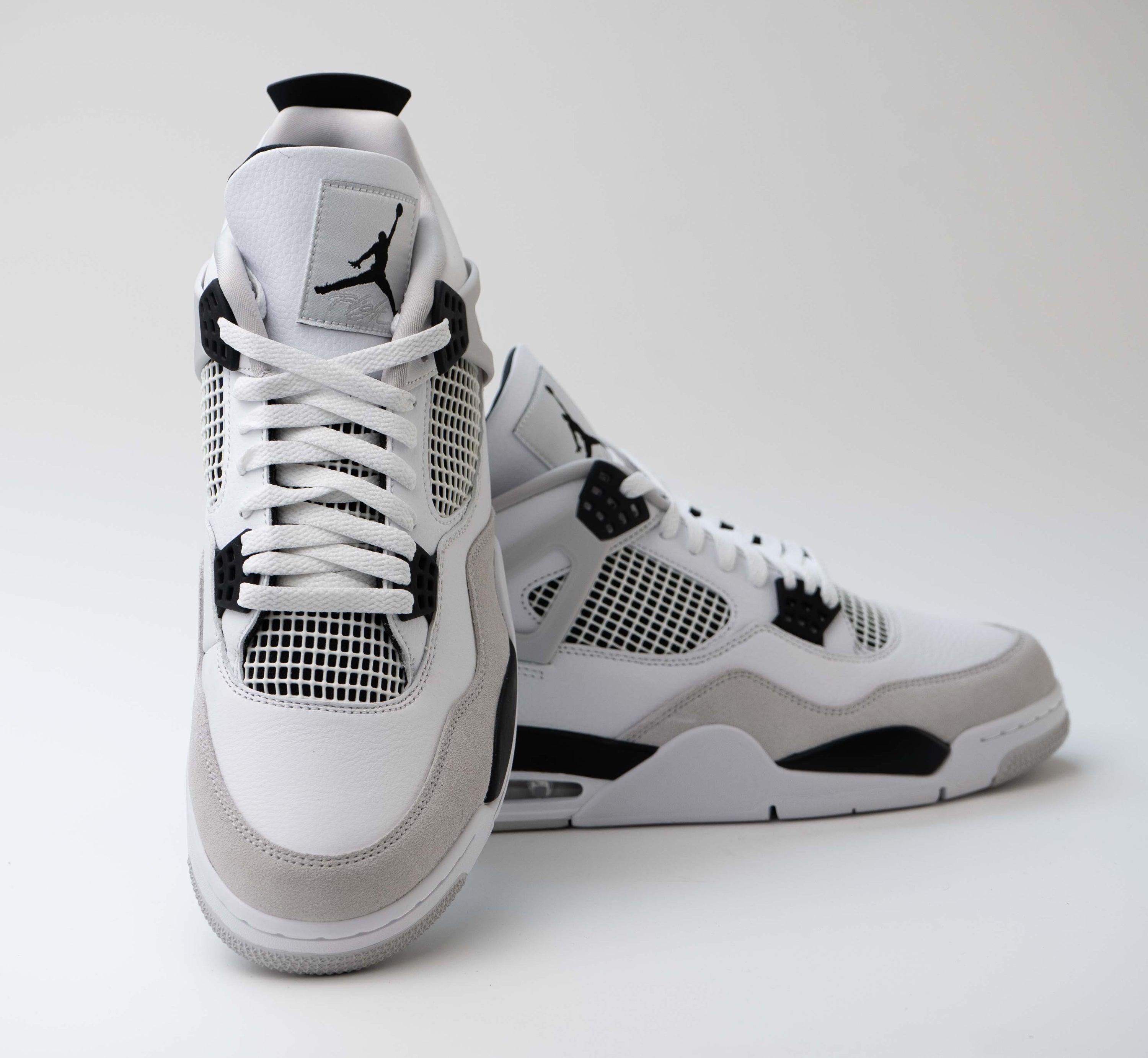 JORDAN 4 MILITARY BLACK