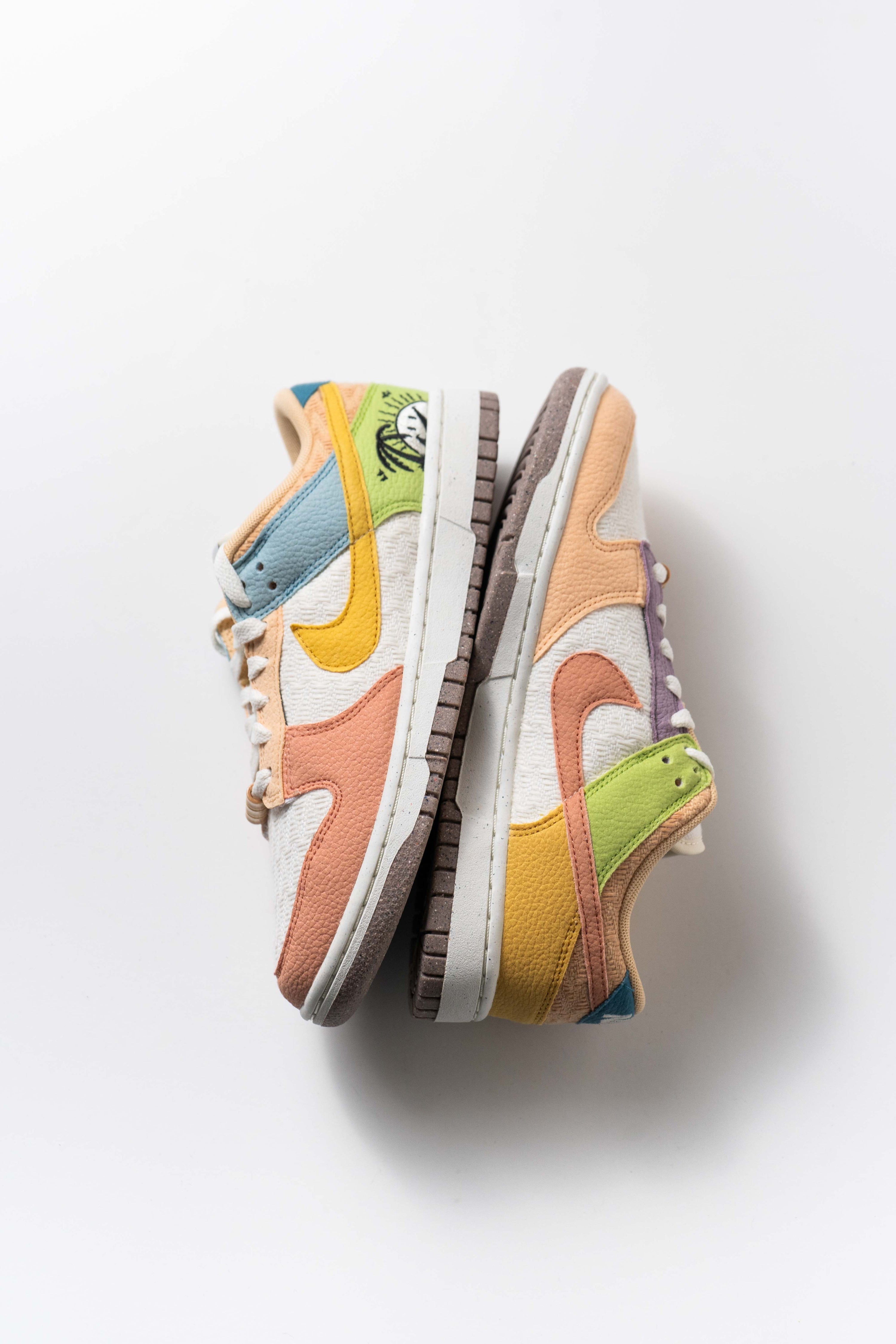 NIKE DUNK LOW SUN CLUB