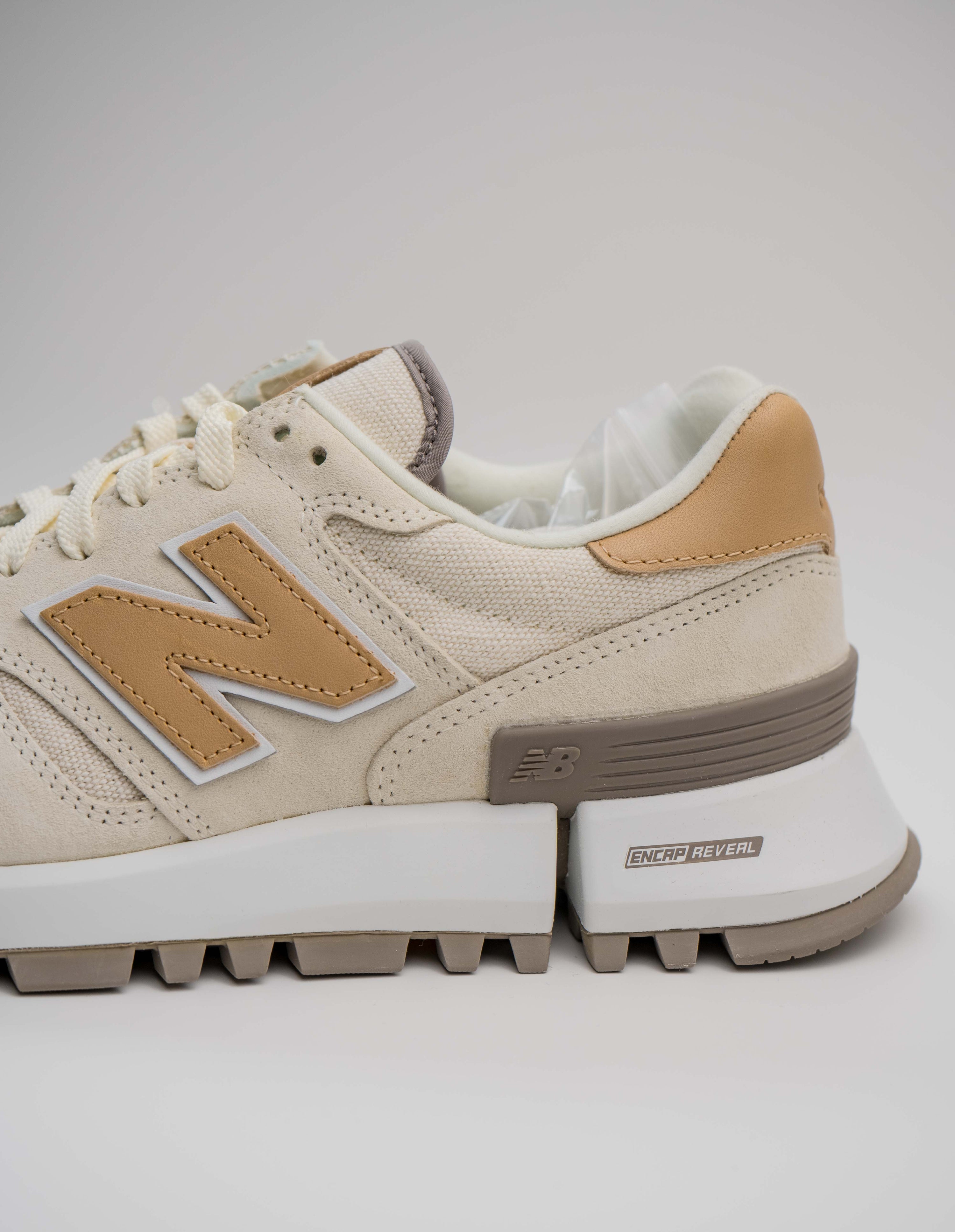 NEW BALANCE 1300 X  KITH