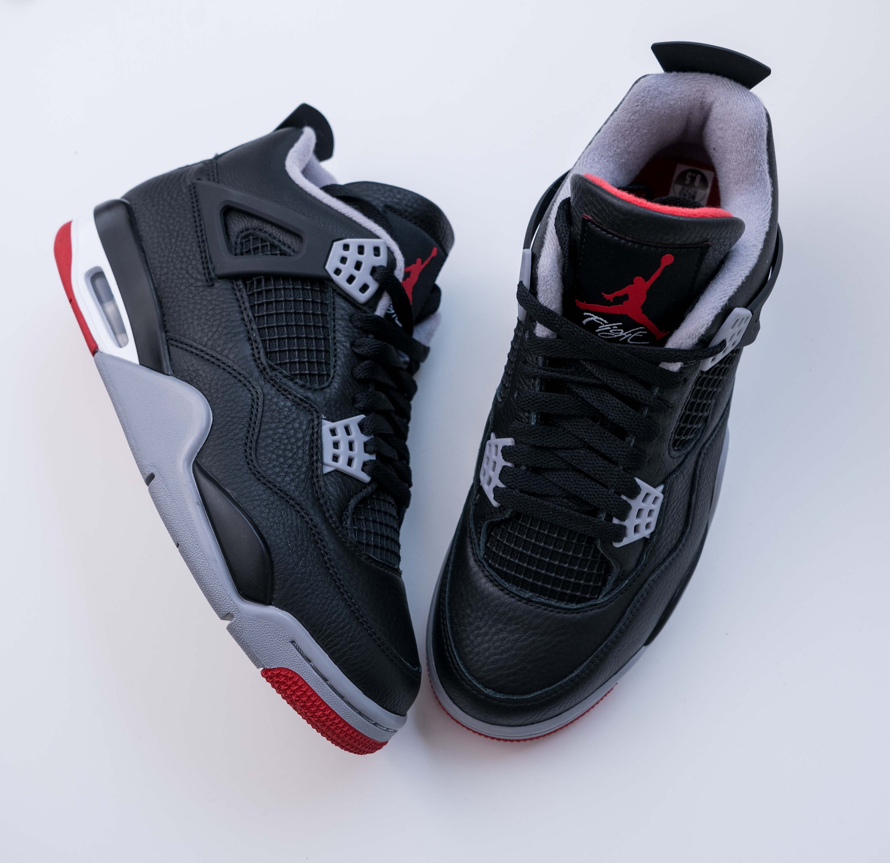 JORDAN 4 BRED